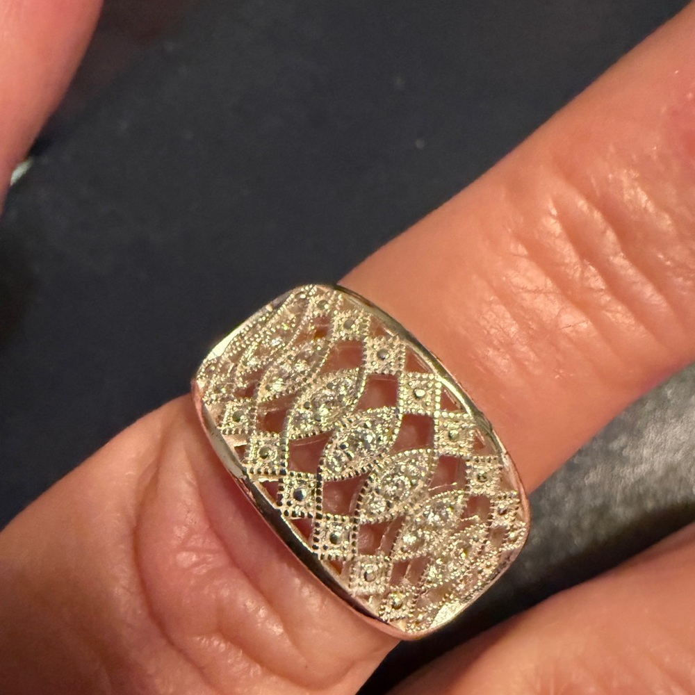 Silver Filigree Shield Ring - Silver - image 1